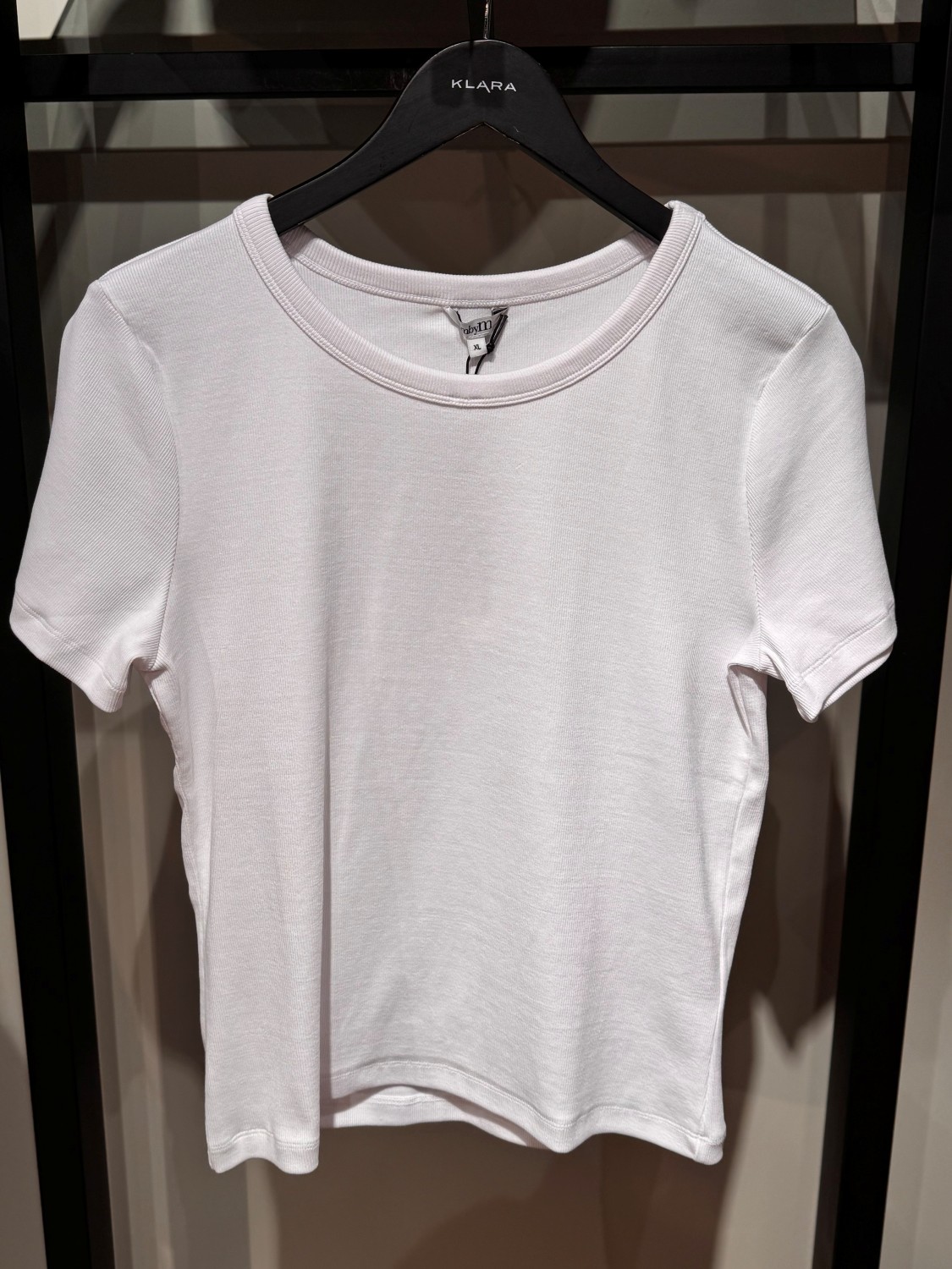 EVELYN T-shirt Hvit