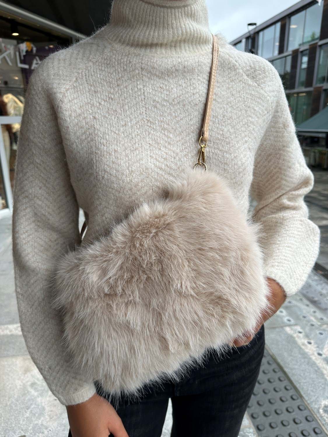 Pelsveske beige