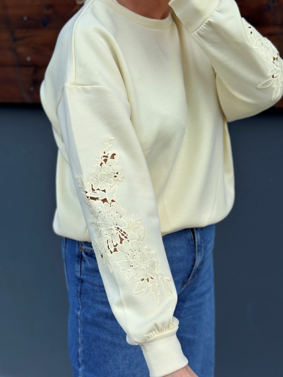 Visiffi o-neck sweat Gul