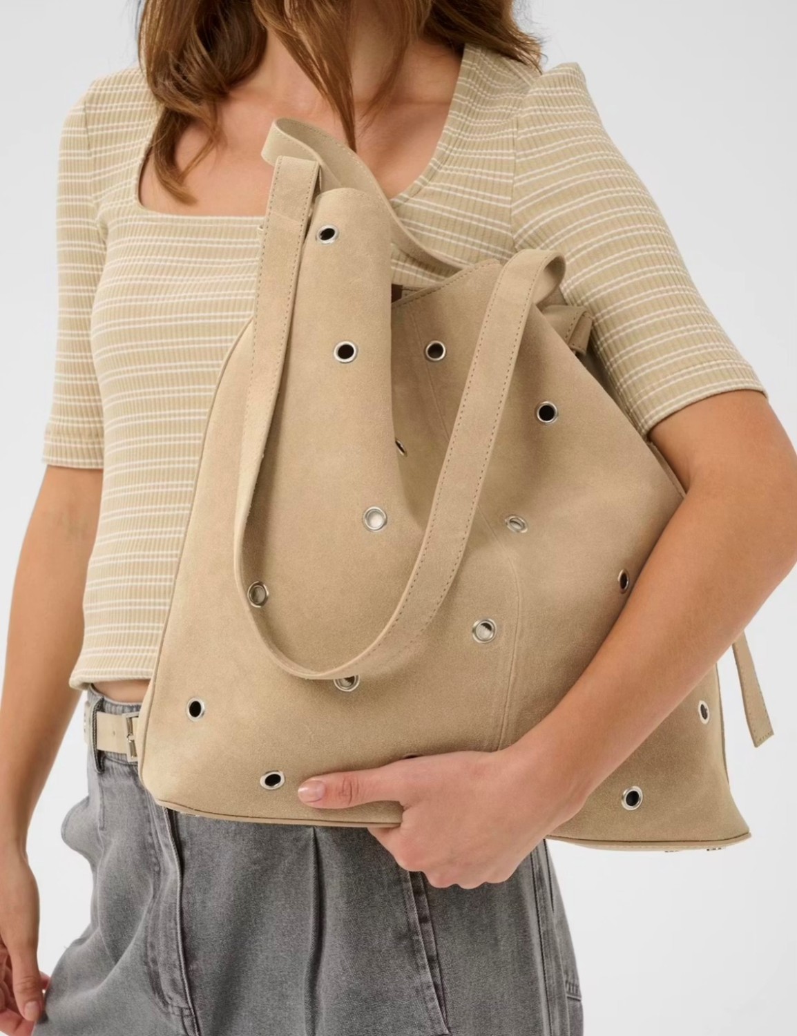 SLCalilje Eyelets Suede Bag Sand