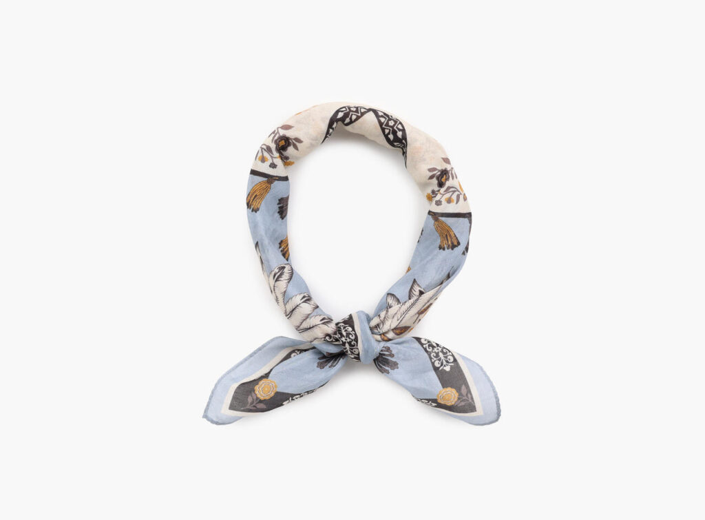 Manzini skjerf med blomster Blå