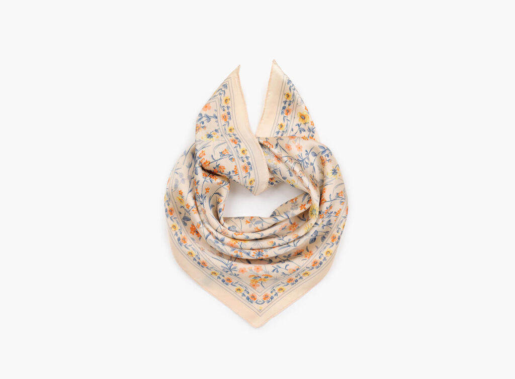 Manzini skjerf med floral offwhite