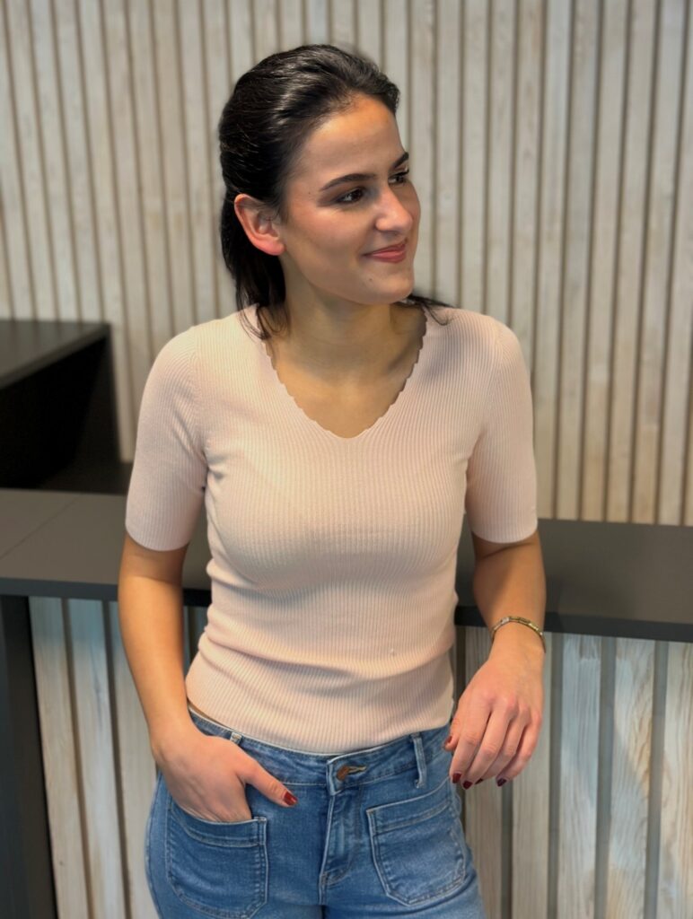 Nuayelet SS Pullover Fersken