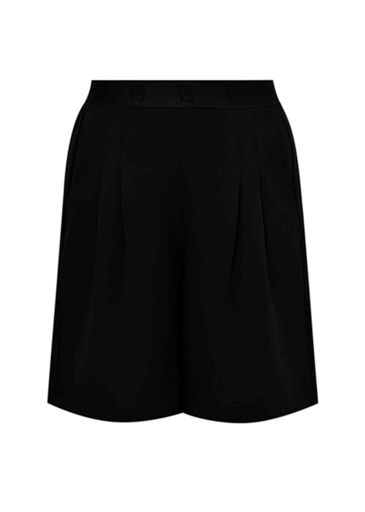 LouisaGO shorts sort