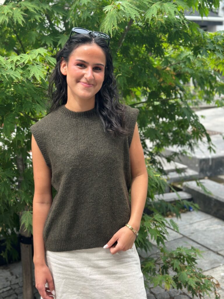 Vilory o-neck knit waistkoat