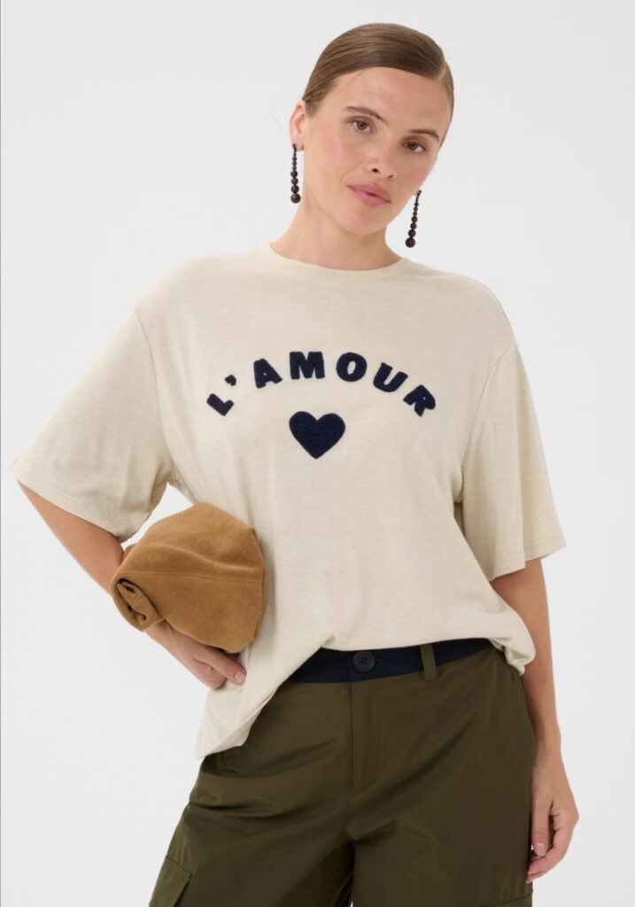 Cuamour t-shirt