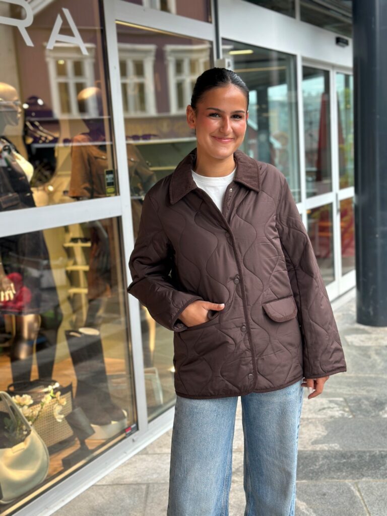 Vitate quilt detail jacket-noos coffee bean