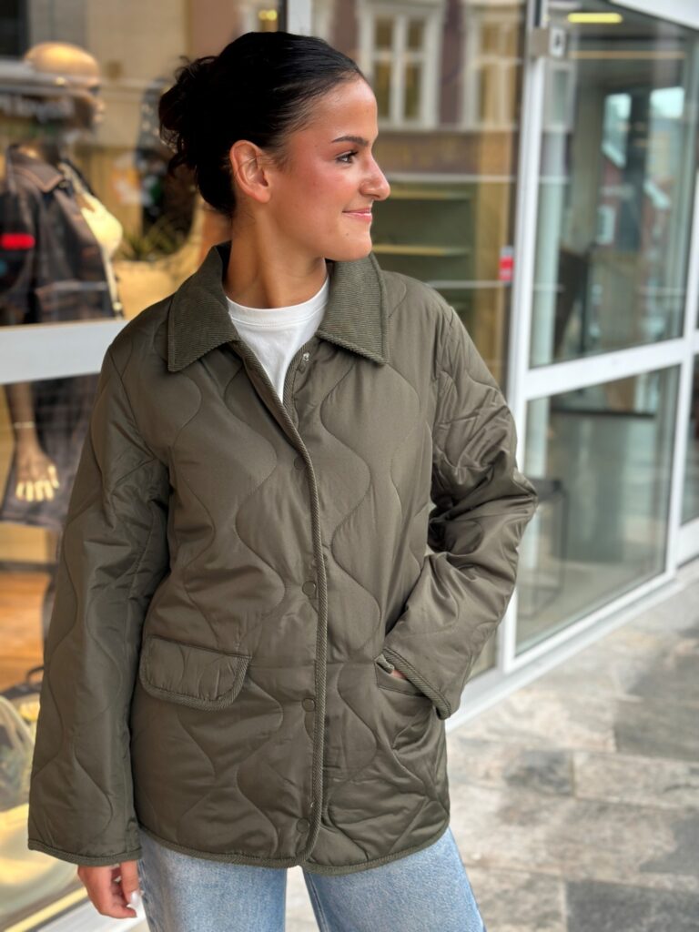 Vitate quilt detail jacket-noos grønn