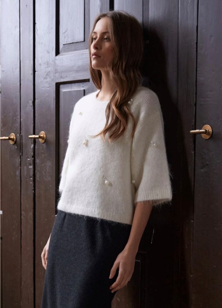 Dora knit off white