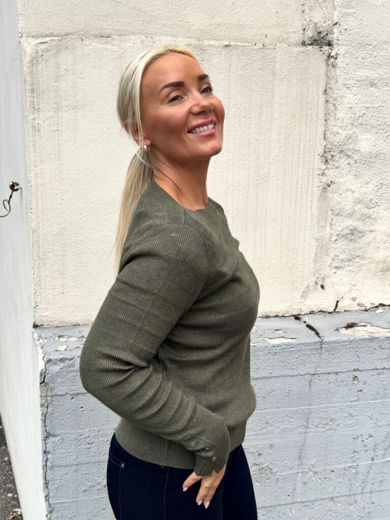 Pzsara boatneck pullover grape leaf melange