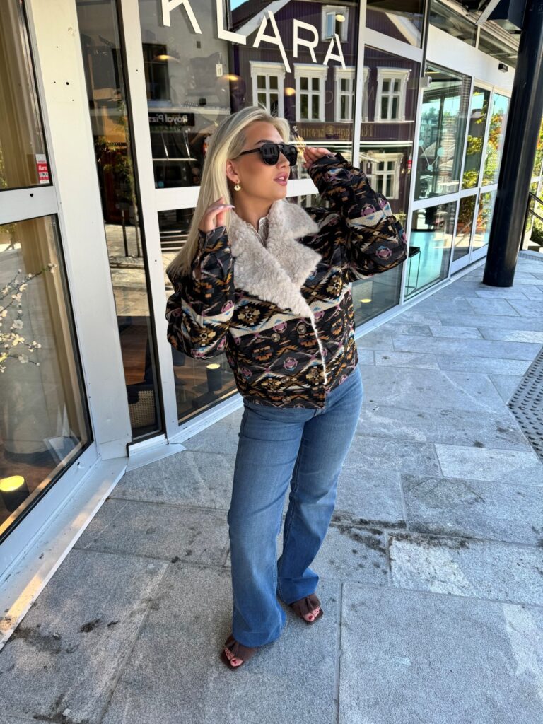 GatinaGO jacket etnic vibes