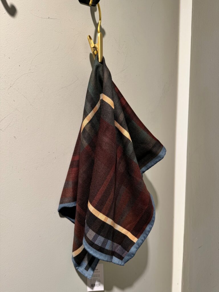 NOHR June wool scarf 65x65 burgundy