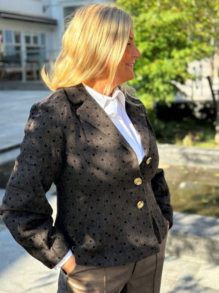 NUamia Blazer brun prikker