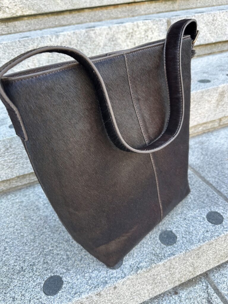 Roujanni cow leather bag seal brown