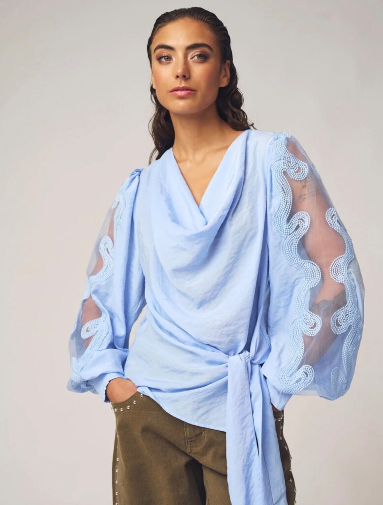 EmelieGO blouse soft blue