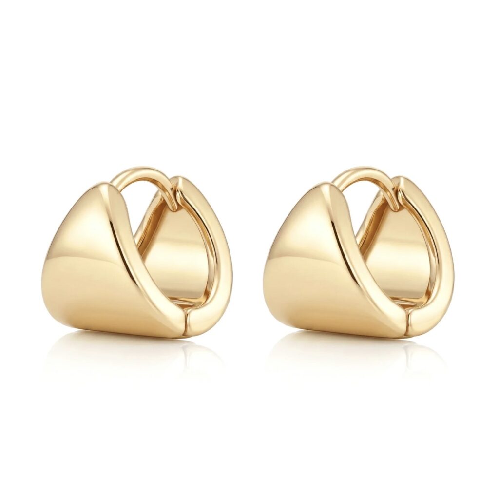 Ear 833