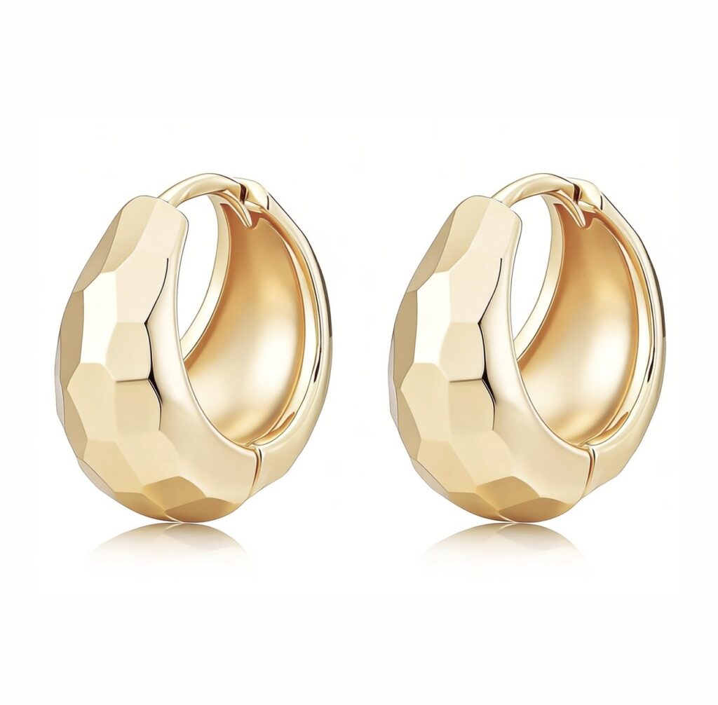 Ear 890