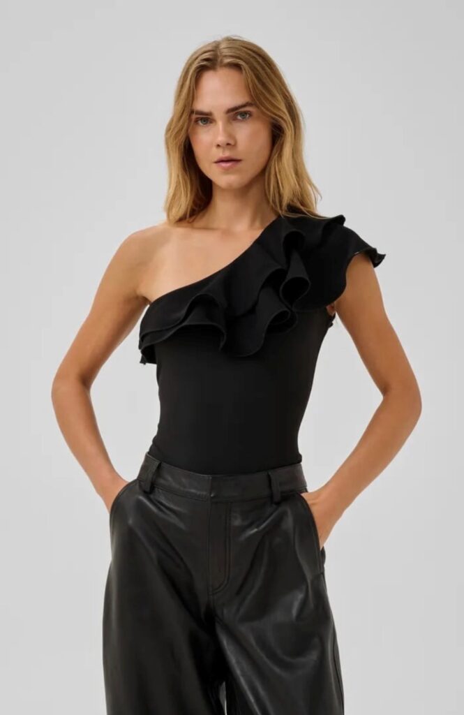 MWMIlle one Shoulder body