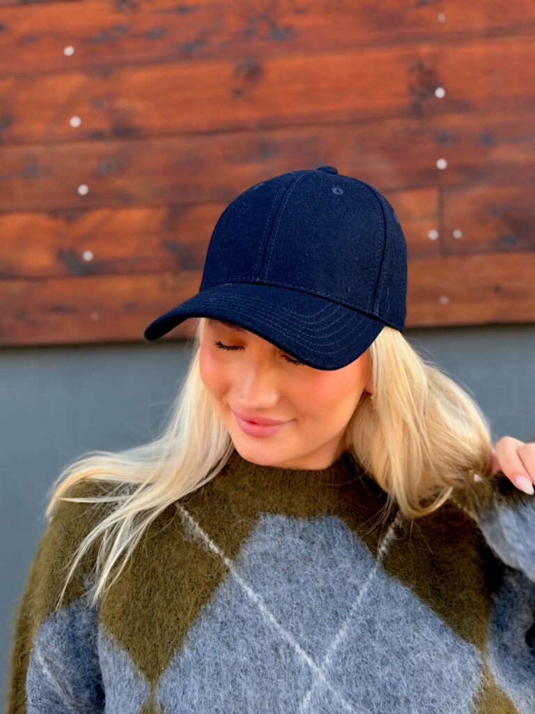 Wool Caps marine